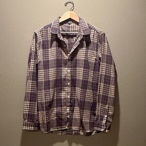 Men’s casual button up flannel long sleeve length 24.5” chest pit to pit 20”